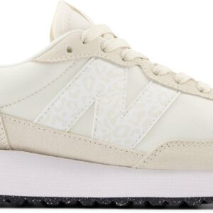 New Balance Classic Shoes Womens SEA SALT