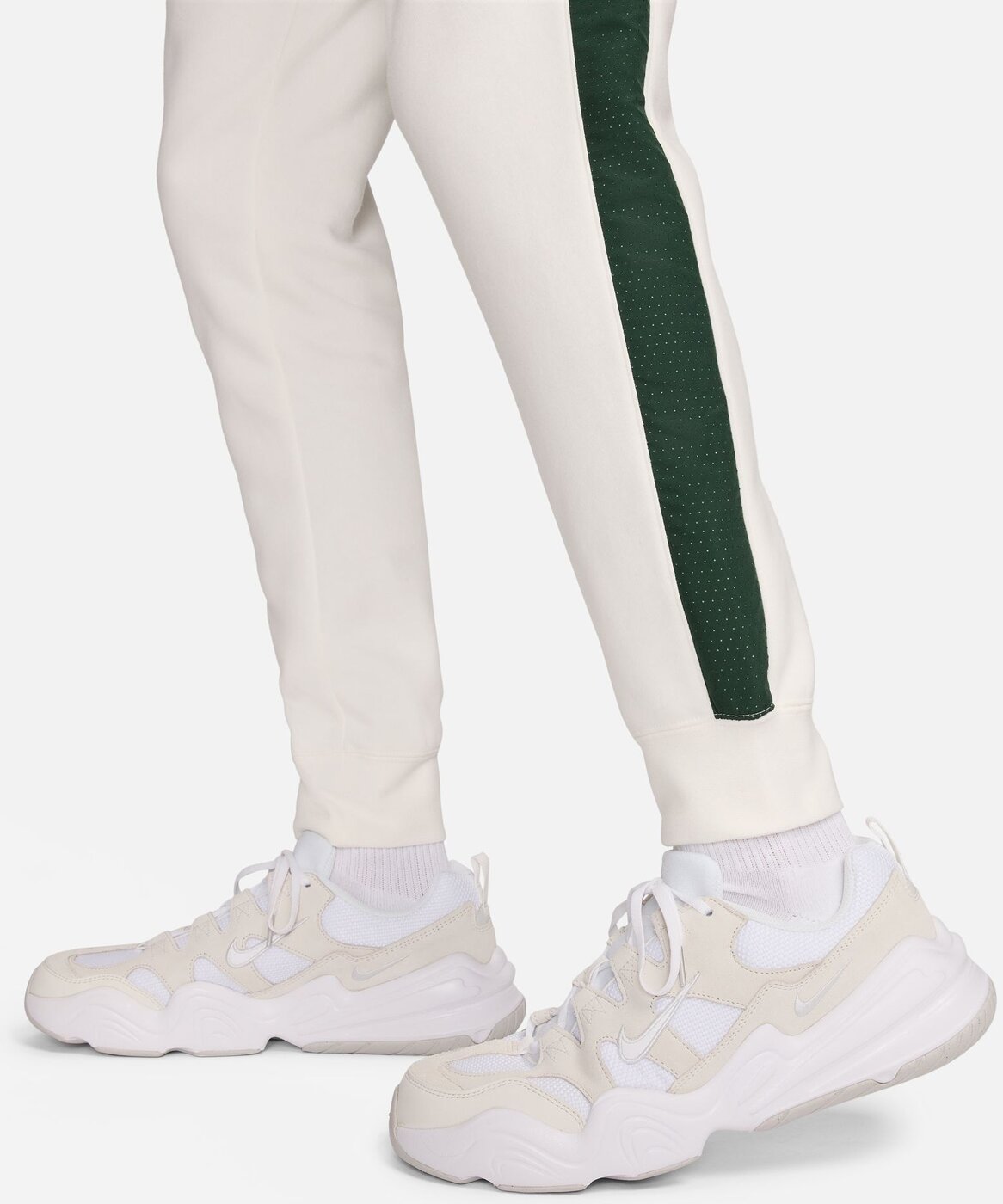 NIKE M NSW SP FLC JOGGER BB SAIL/PRO GREEN-PICANTE RED-OPT – Bild 4