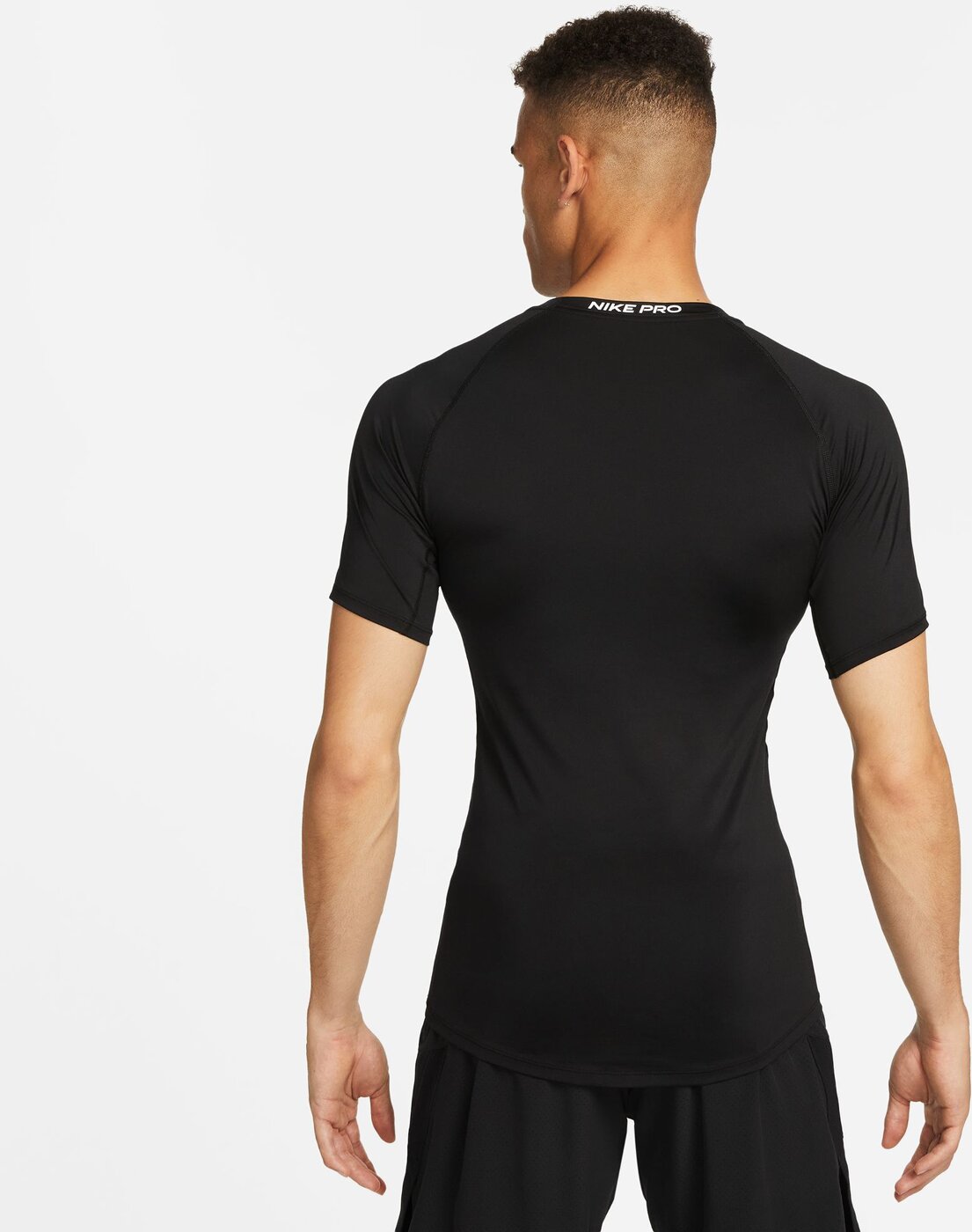 NIKE M NP DF TIGHT TOP SS BLACK/WHITE/WHITE – Bild 2