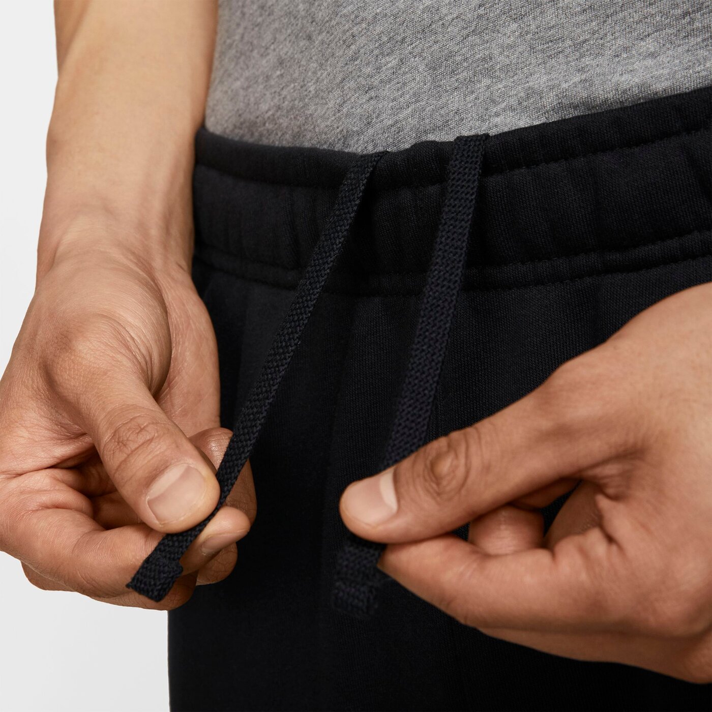 NIKE M NSW CLUB JGGR FT BLACK/WHITE/WHITE – Bild 7