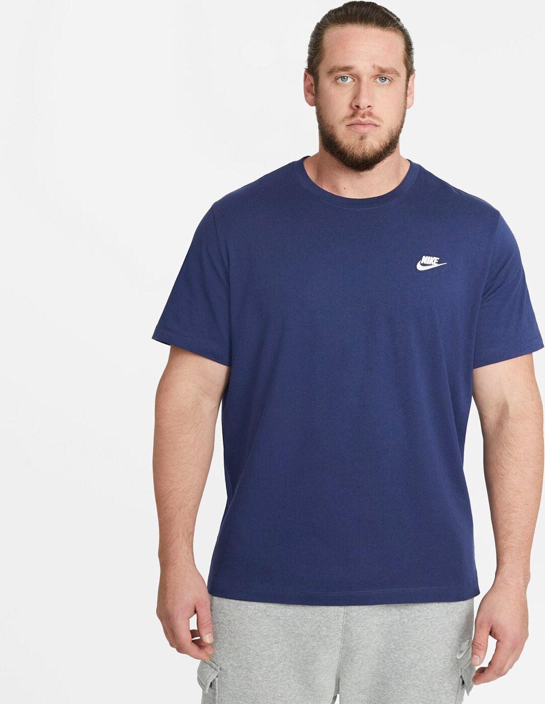 NIKE M NSW CLUB TEE MIDNIGHT NAVY/METALLIC SILVER – Bild 6