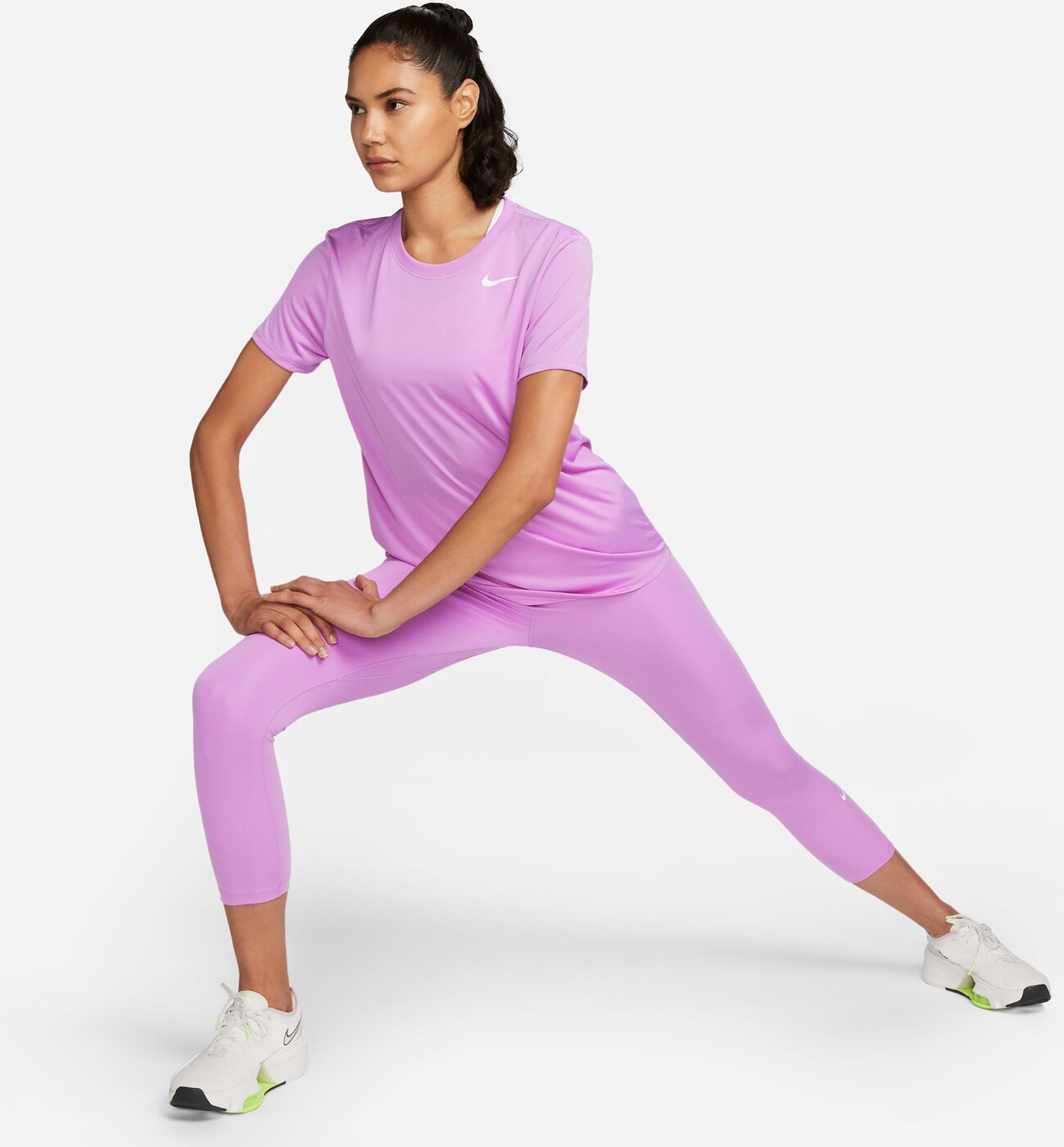NIKE W NK ONE DF HR CROP TGHT RUSH FUCHSIA/BLACK – Bild 3