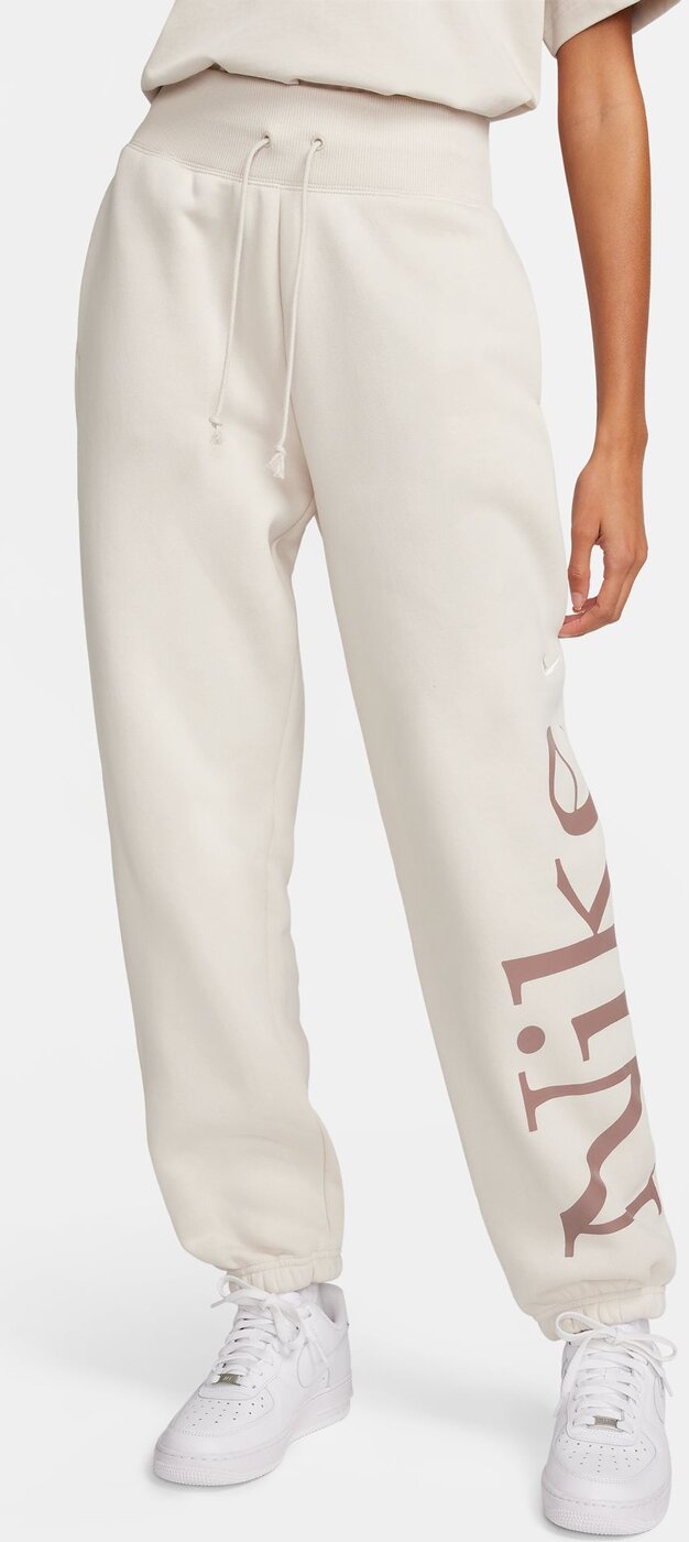 NIKE W NSW PHNX FLC OS LOGO SWTPNT LT OREWOOD BRN/SMOKEY MAUVE/SA