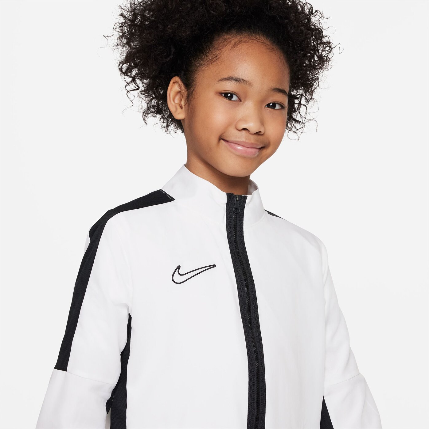 NIKE Y NK DF ACD23 TRK JKT W WHITE/METALLIC SILVER – Bild 4