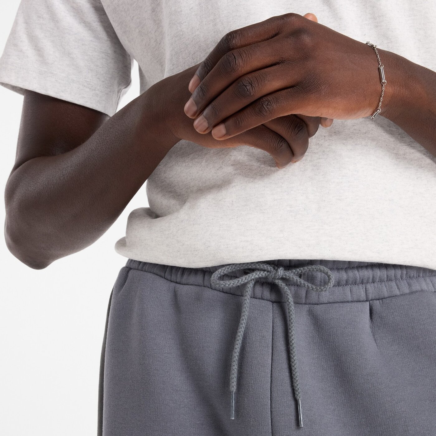 New Balance Classics Fleece Jogger GRAPHITE – Bild 4