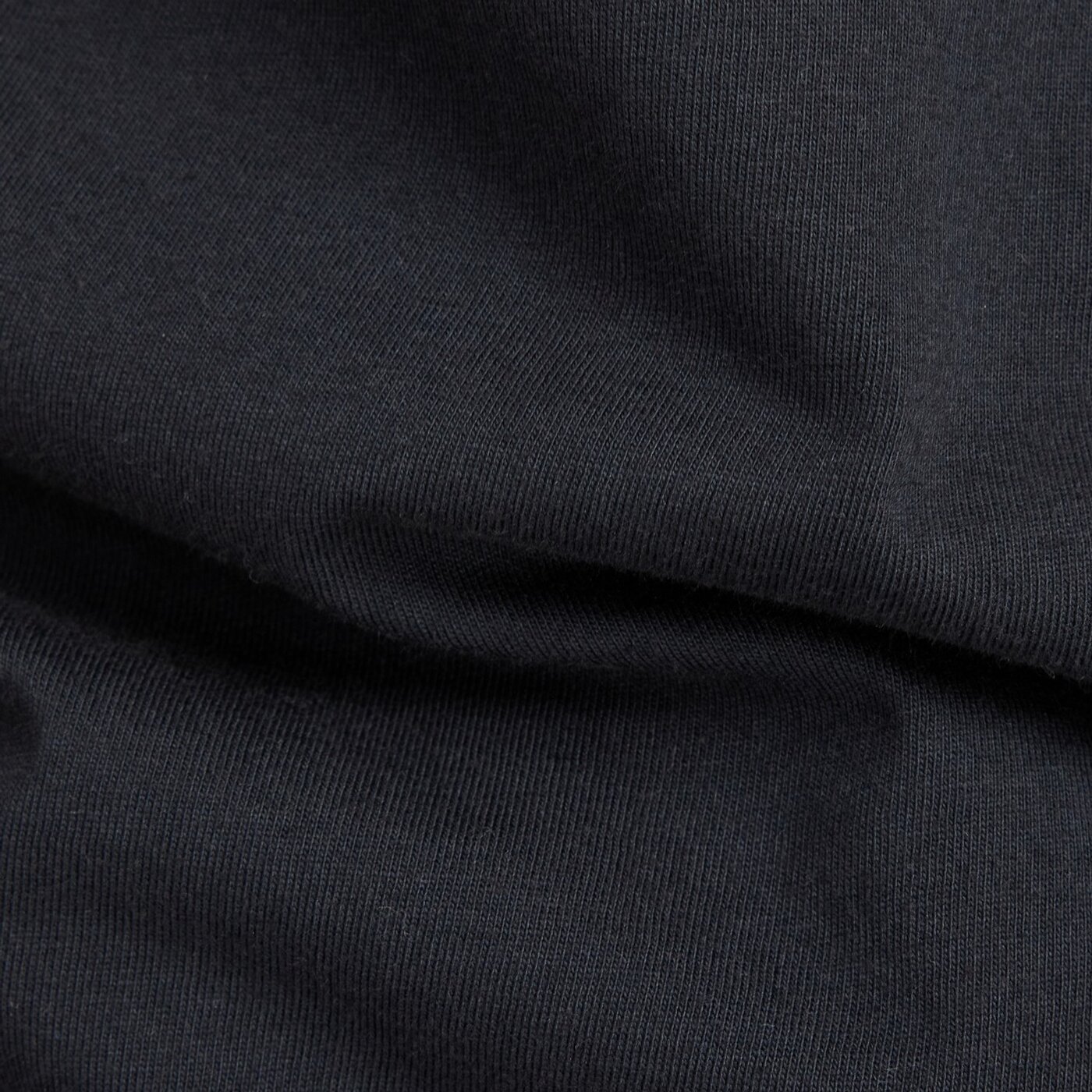 New Balance Classics Graphic T-Shirt Black – Bild 4