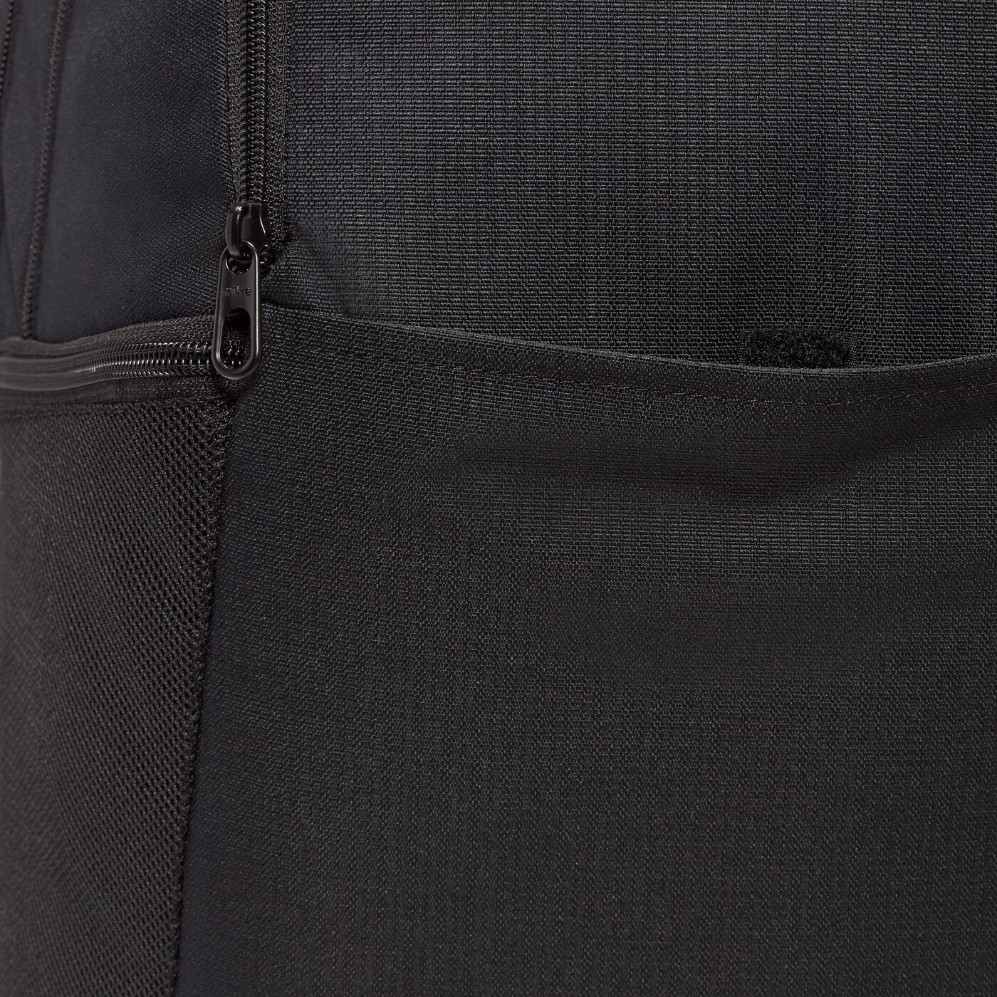 NIKE NK BRSLA M BKPK - 9.5 (24L) BLACK/WHITE/WHITE – Bild 8